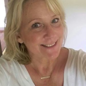 Meet your Posher, Laurie